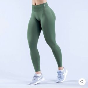Dfyne Impact Leggings- pistachio
